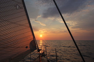 Athena sail tramonto barca